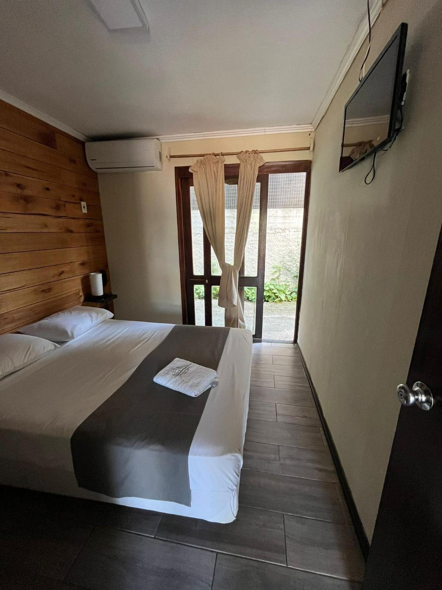 Hotel Mirador Del Dayman แตร์มาสเดลไดย์มาน ภายนอก รูปภาพ